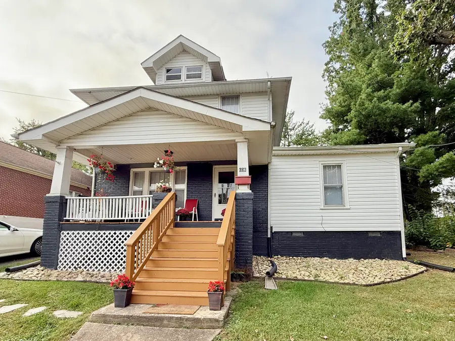 606 Watt St, Martinsville, VA 24112 - #3