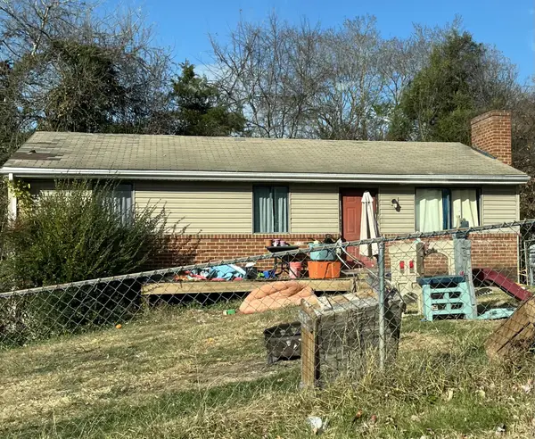 1374 Gillette Ave Se, Roanoke, VA 24014