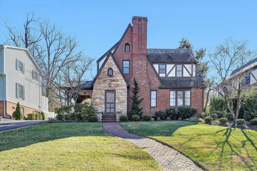 3232 Allendale St Sw, Roanoke, VA 24014 - #2