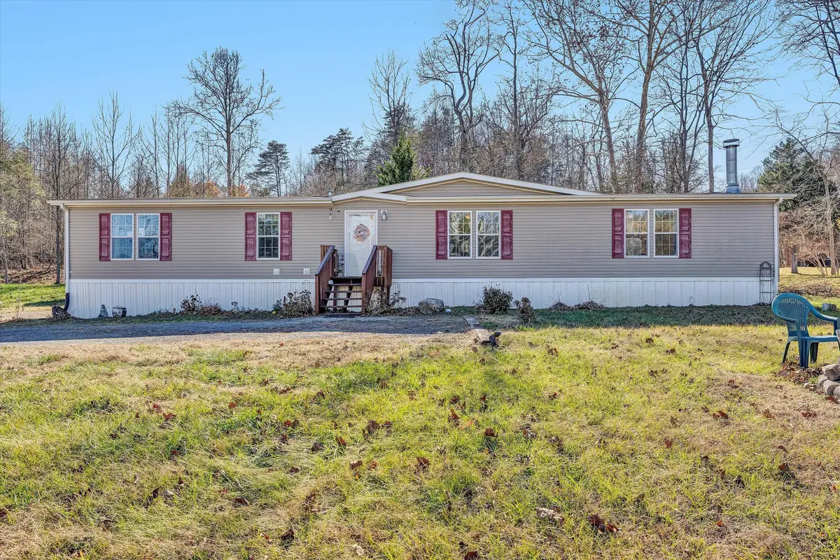 7682 Lee Hwy, Troutville, VA 24175 - #1