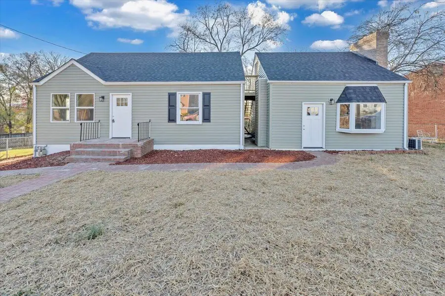 2218 Larchwood St Ne, Roanoke, VA 24012 - #2