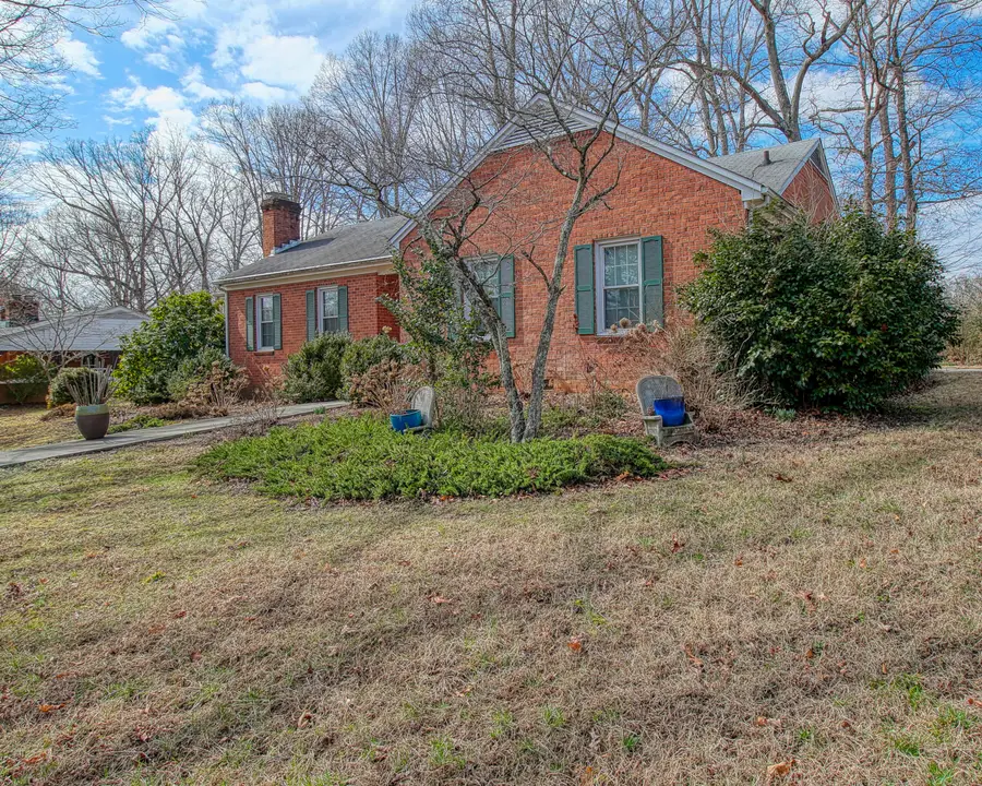 702 Norfolk Pl, Danville, VA 24541 - #2