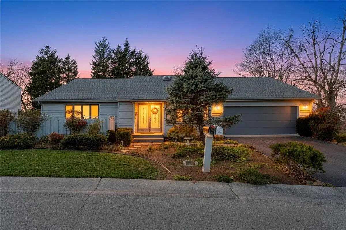 2409 S Clearing Rd, Salem, VA 24153 - #1