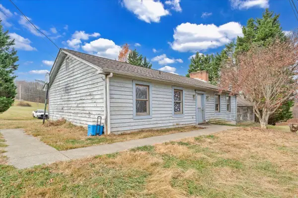 68 Old Sawmill Road Rd, Blue Ridge, VA 24064