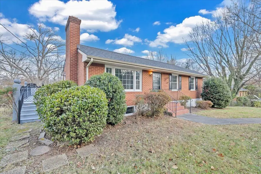 3406 Poplar Dr, Roanoke, VA 24018 - #2