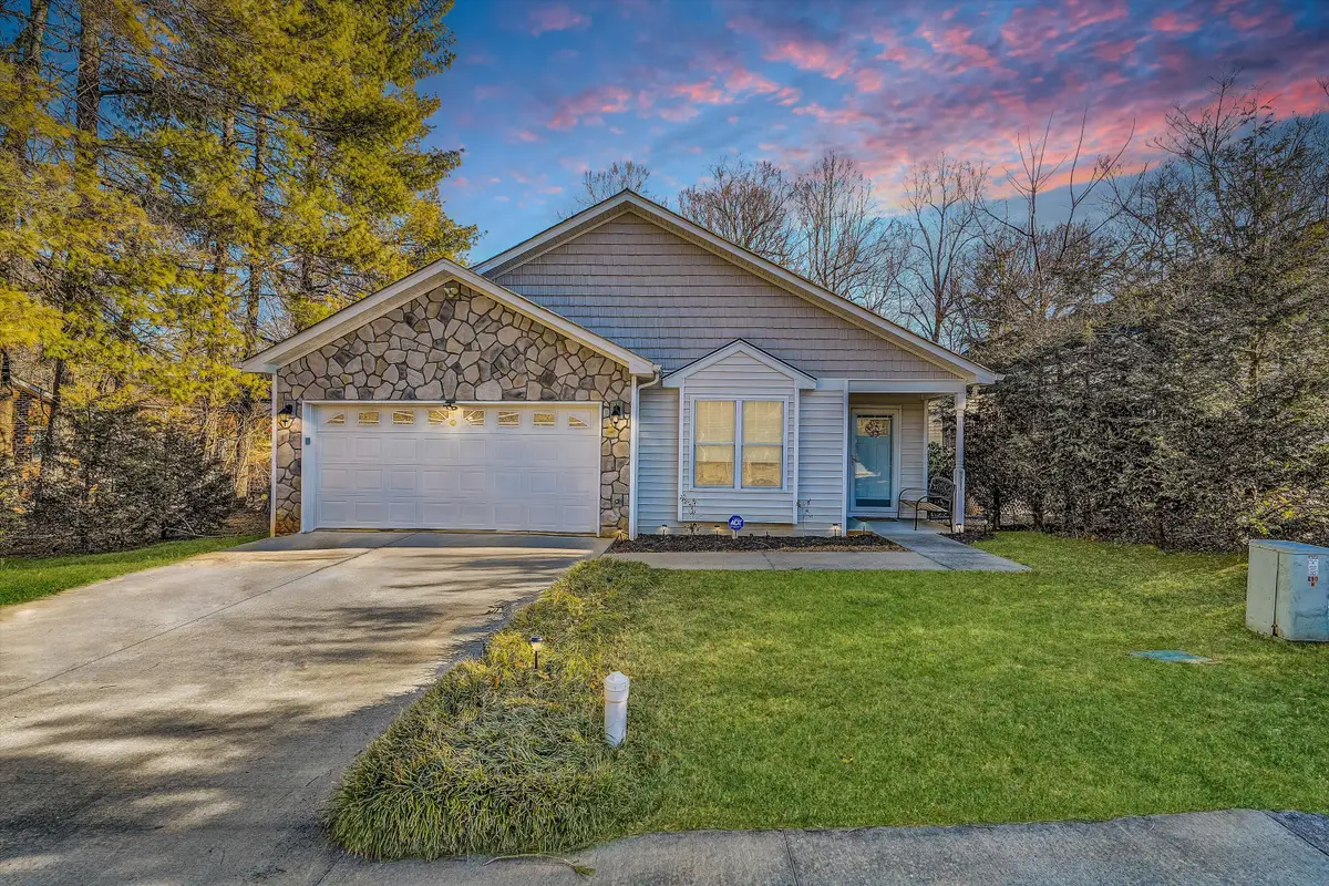 1287 Emerald Crest Dr, Bedford, VA 24523 - #1