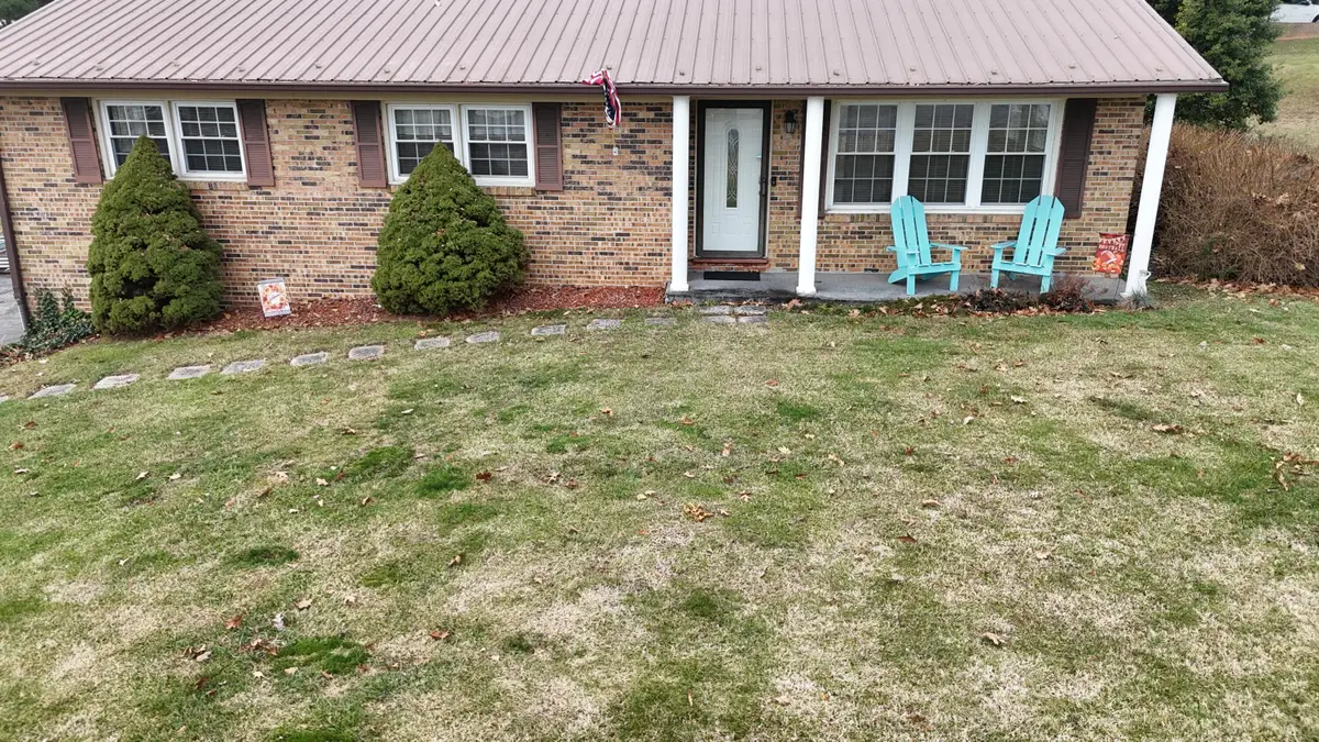 448 Baughman Ave, Marion, VA 24354 - #1