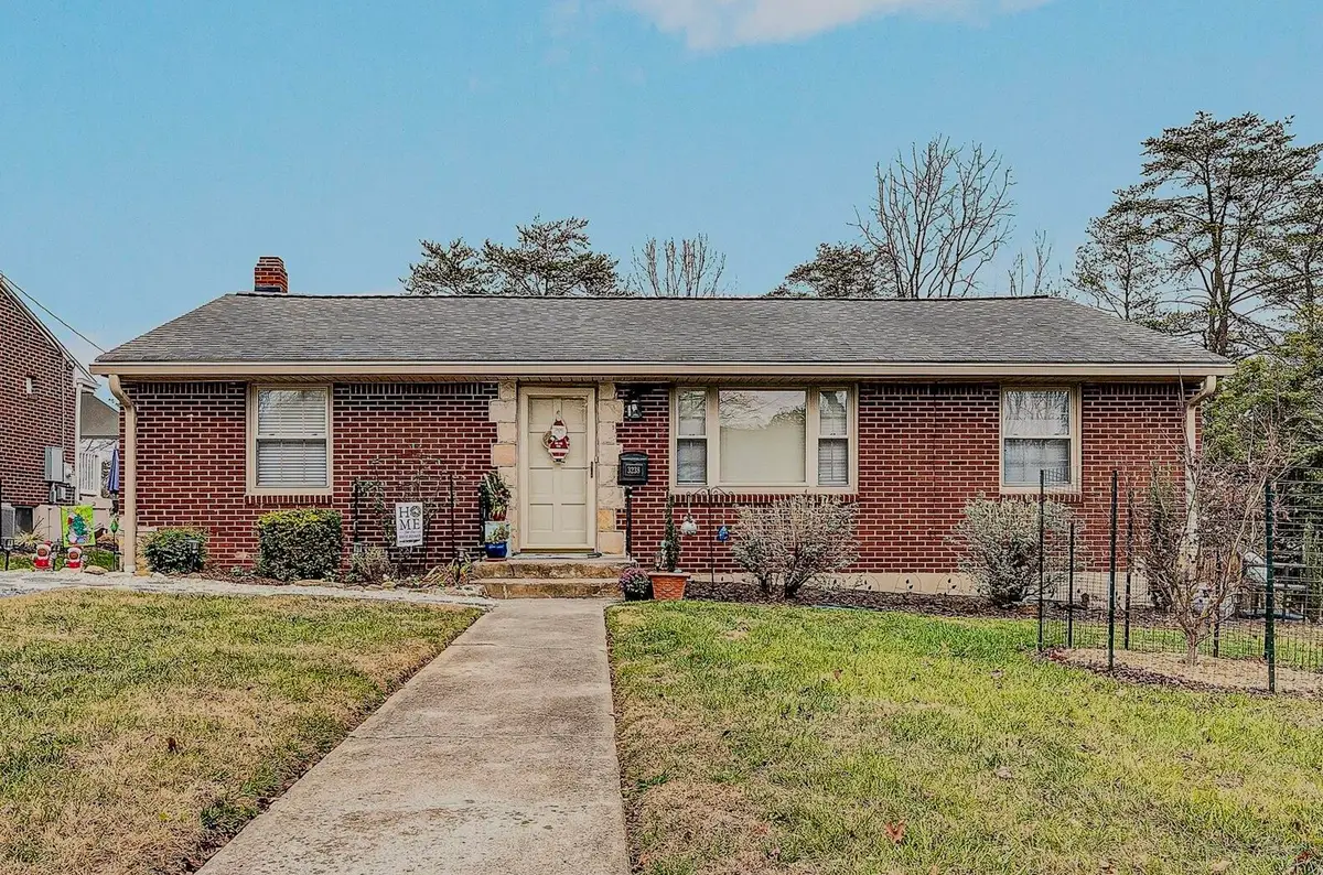 3238 Brandywine Ave, Roanoke, VA 24018 - #1