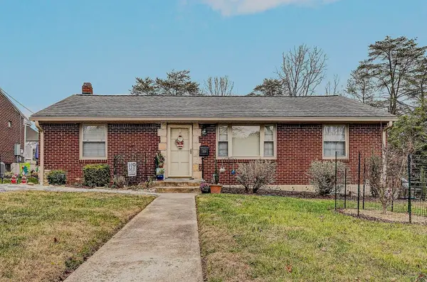 3238 Brandywine Ave, Roanoke, VA 24018