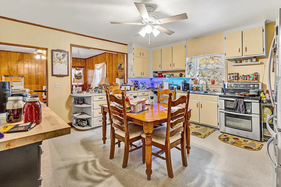 1414 Daniels Creek Rd, Collinsville, VA 24078 - #3