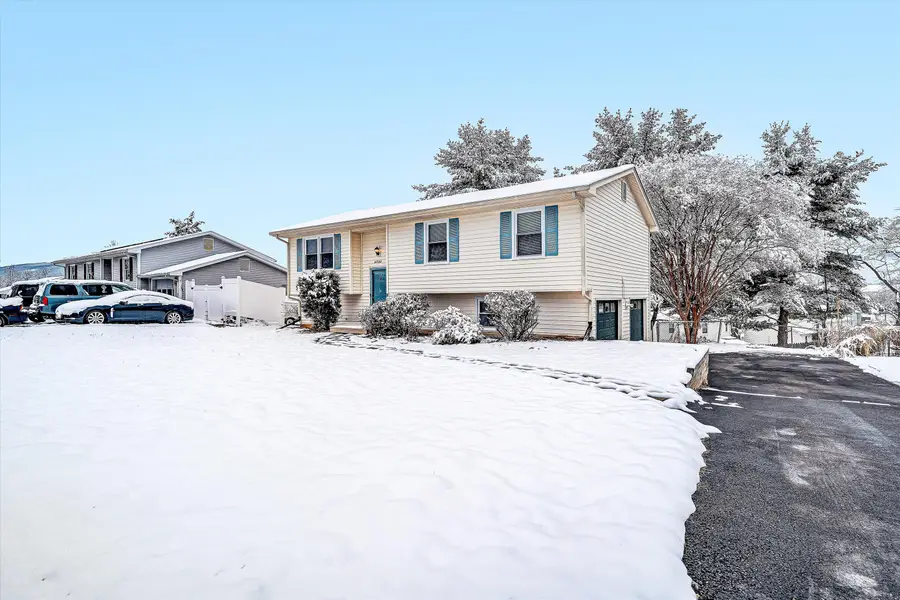 4760 Lantern St, Roanoke, VA 24019 - #2