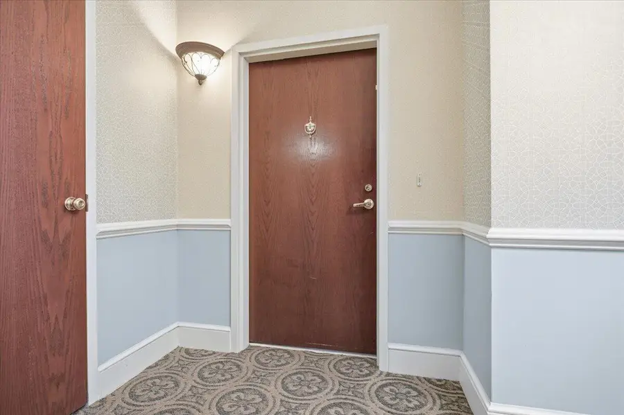 3025 Mcvitty Forest Dr #101, Roanoke, VA 24018 - #3