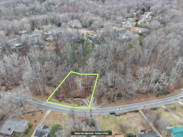 1014 Indian Trl, Martinsville, VA 24112