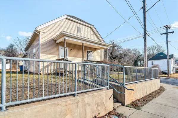 1001 Hanover Ave Nw, Roanoke, VA 24017