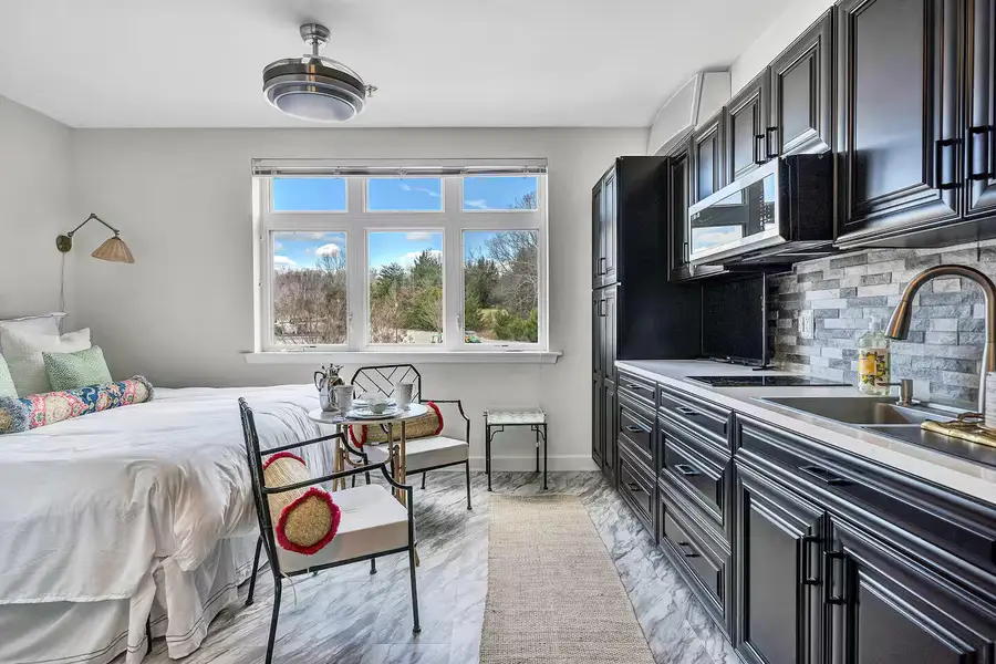 1273 Graves Harbor, Huddleston, VA 24104 - #3