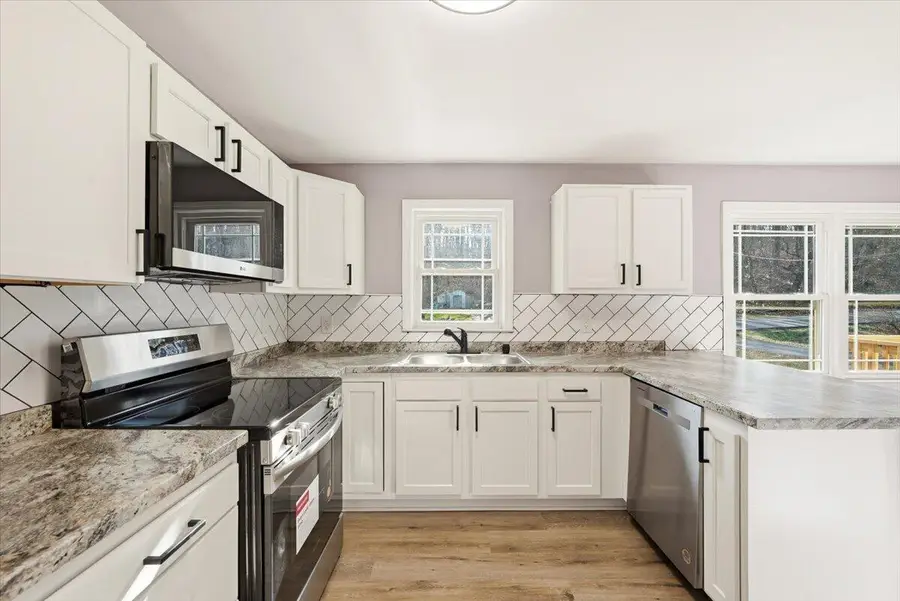 4149 Welcome Valley Rd Se, Roanoke, VA 24014 - #3