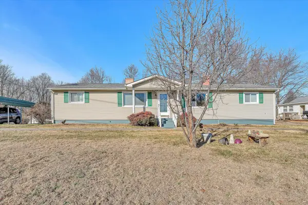 690 Scuffling Hill Rd, Rocky Mount, VA 24151