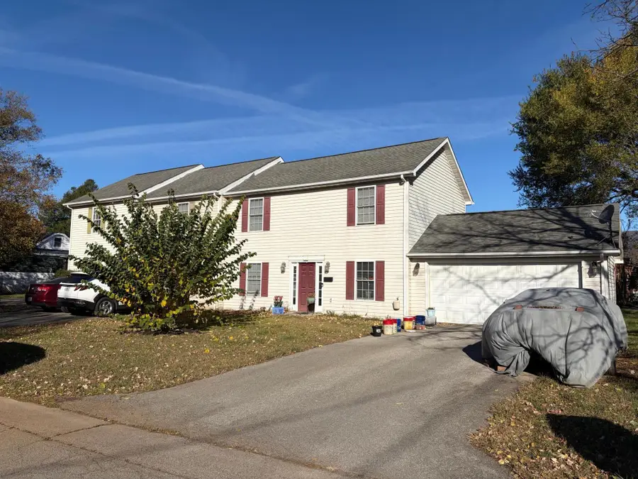 113-115 W 1 St St #117, Salem, VA 24153 - #2