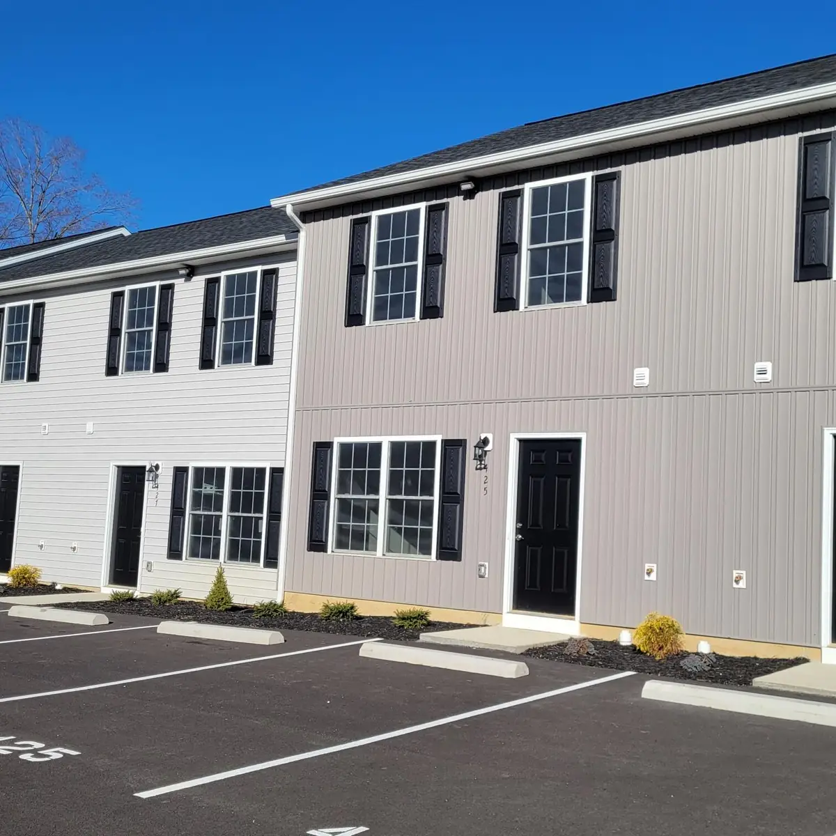 425 N Washington Ave #4, Pulaski, VA 24301 - #1