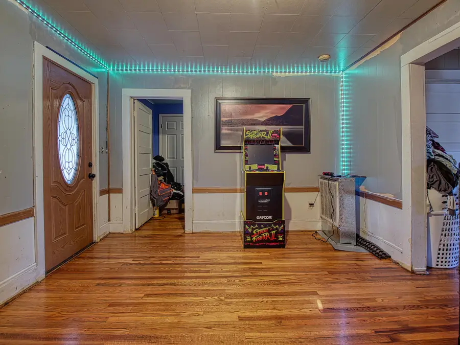 424 Magazine St, Pulaski, VA 24301 - #2