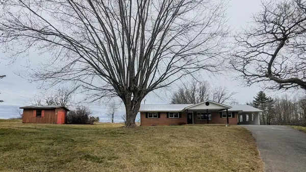 8203 Floyd Pike, Dugspur, VA 24325