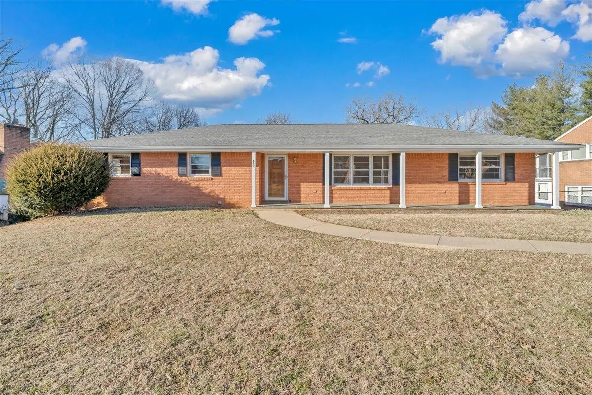 830 Dexter Rd, Roanoke, VA 24019 - #1