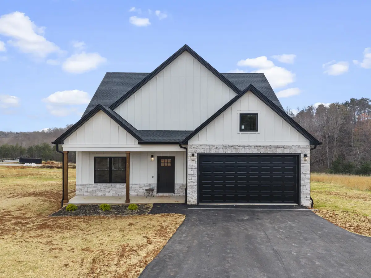 83 Royal Tern St, Wirtz, VA 24184 - #1