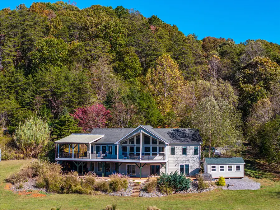 209 Leesville Lake Ct, Pittsville, VA 24139 - #2