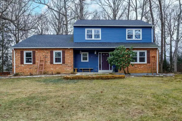 2803 Tall Oaks Dr, Blacksburg, VA 24060