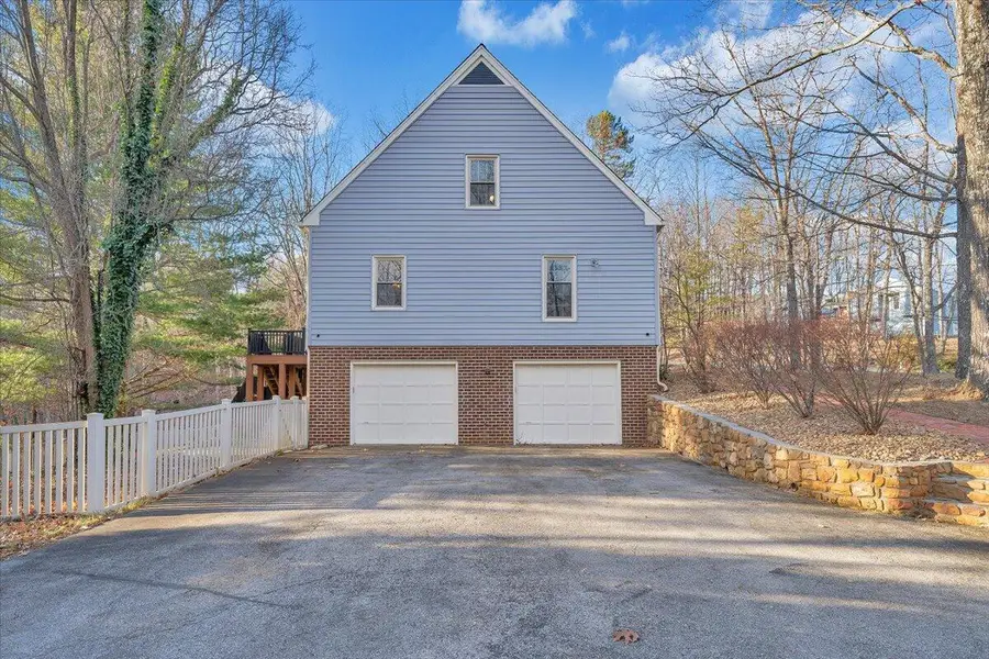 1766 Laurel Mountain Dr, Salem, VA 24153 - #3