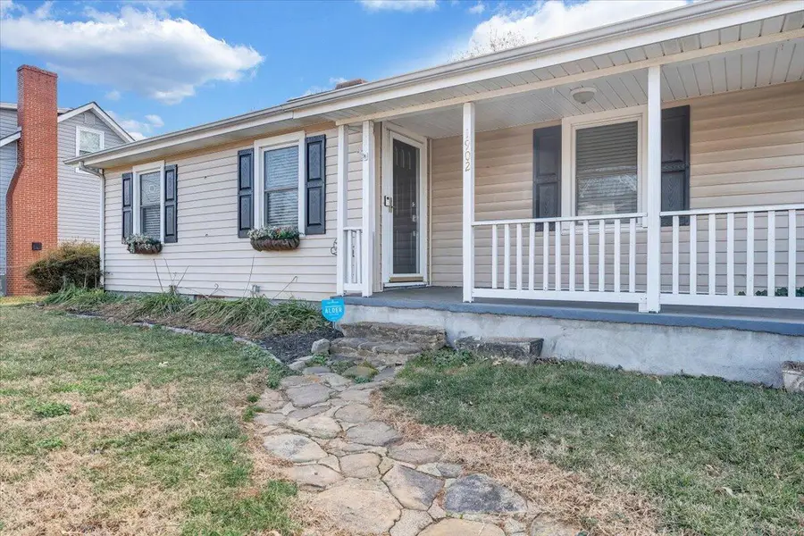 1902 Springfield Ave, Salem, VA 24153 - #3