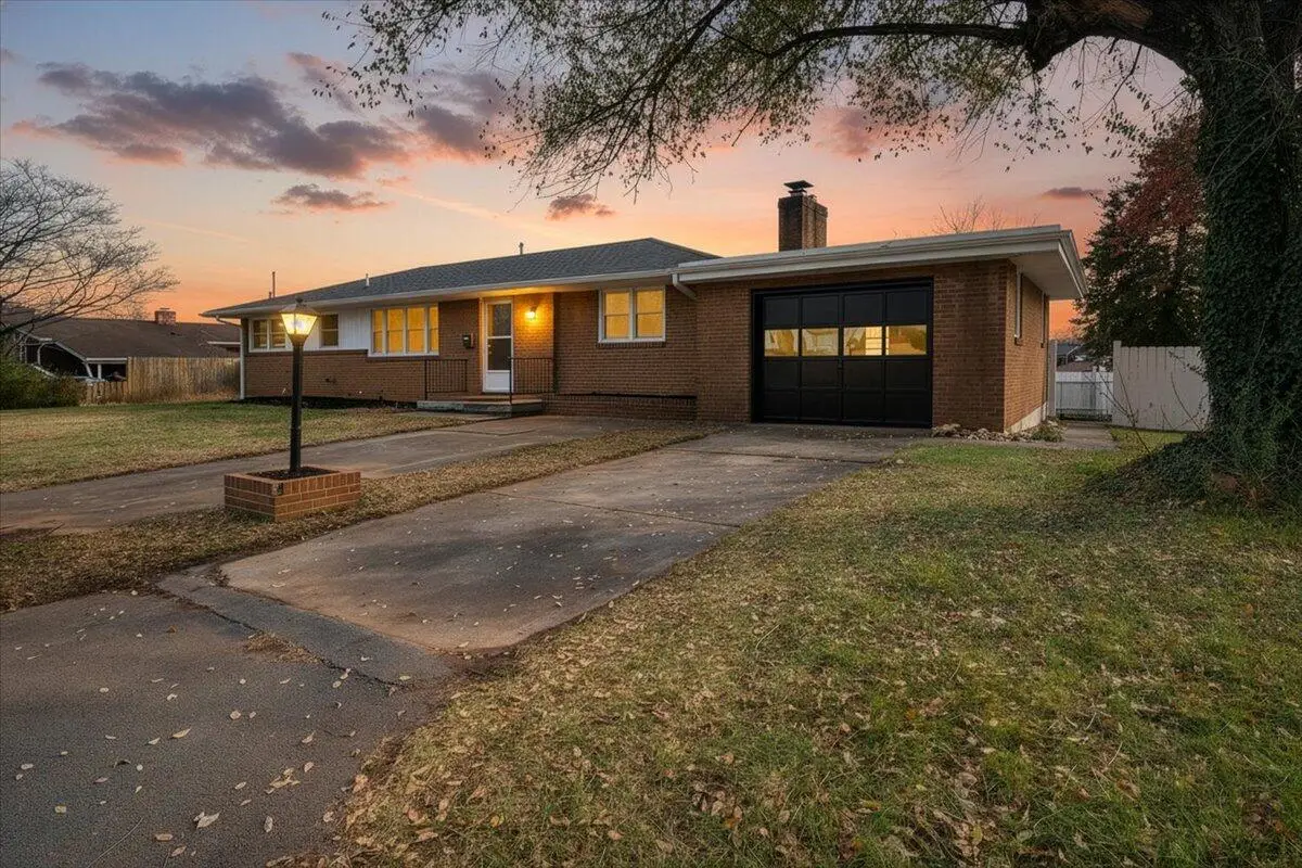 501 Lester Ave Ne, Roanoke, VA 24012 - #1