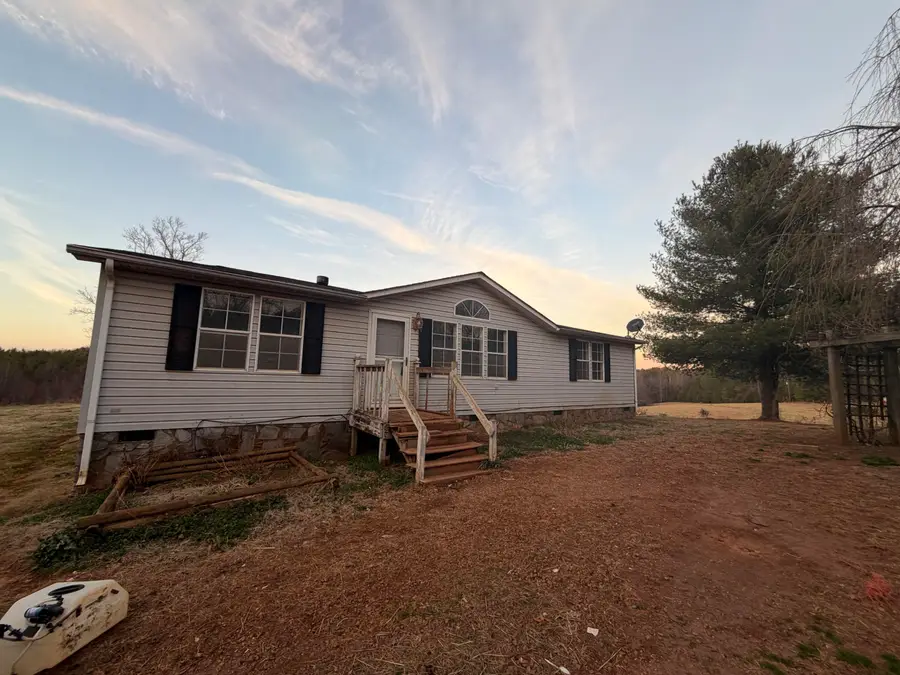 1741 Wade Rd, Pittsville, VA 24139 - #2