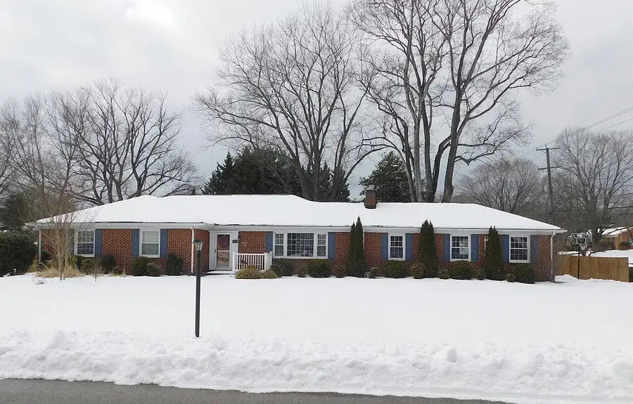 2007 Darlington Rd Sw, Roanoke, VA 24018 - #2