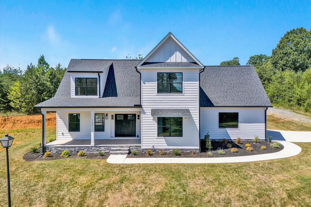 1154 Barrow Hills Dr, Huddleston, VA 24104 - #1