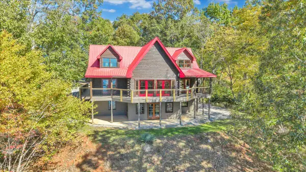 1121 Buck Tail Ct, Pittsville, VA 24139