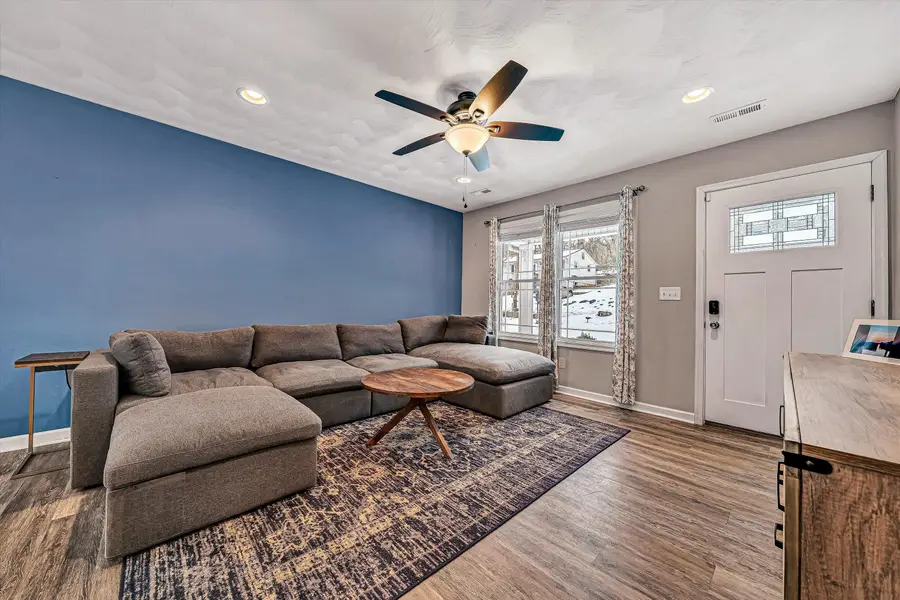 2111 Woodland Rd Se, Roanoke, VA 24014 - #3