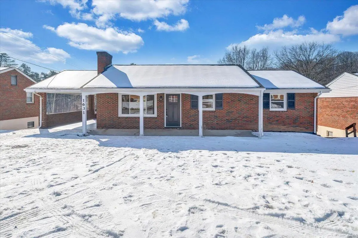 1631 Eanes Rd, Roanoke, VA 24014 - #1