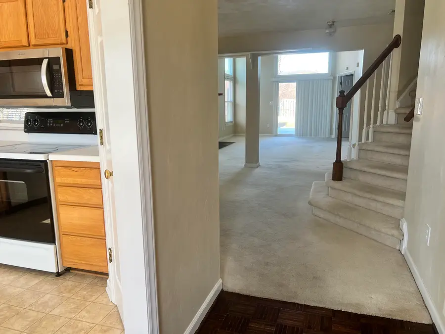 7226 Scarlet Oak Dr, Roanoke, VA 24019 - #2