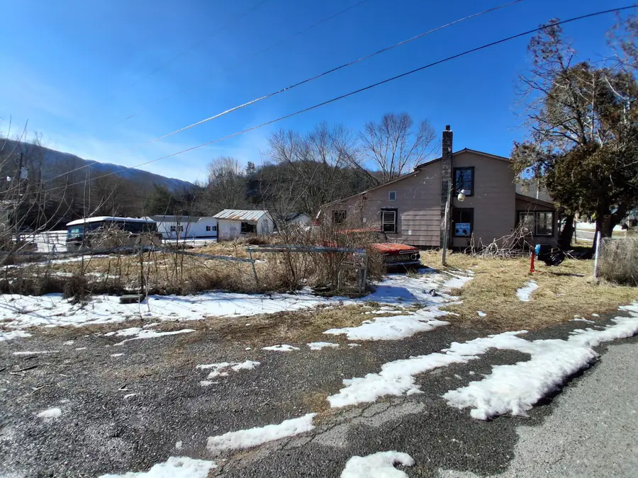 362 Eagles Rd, Rocky Gap, VA 24366 - #2