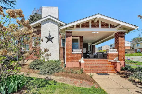 625 Vinton Mill Ct Ne, Roanoke, VA 24012