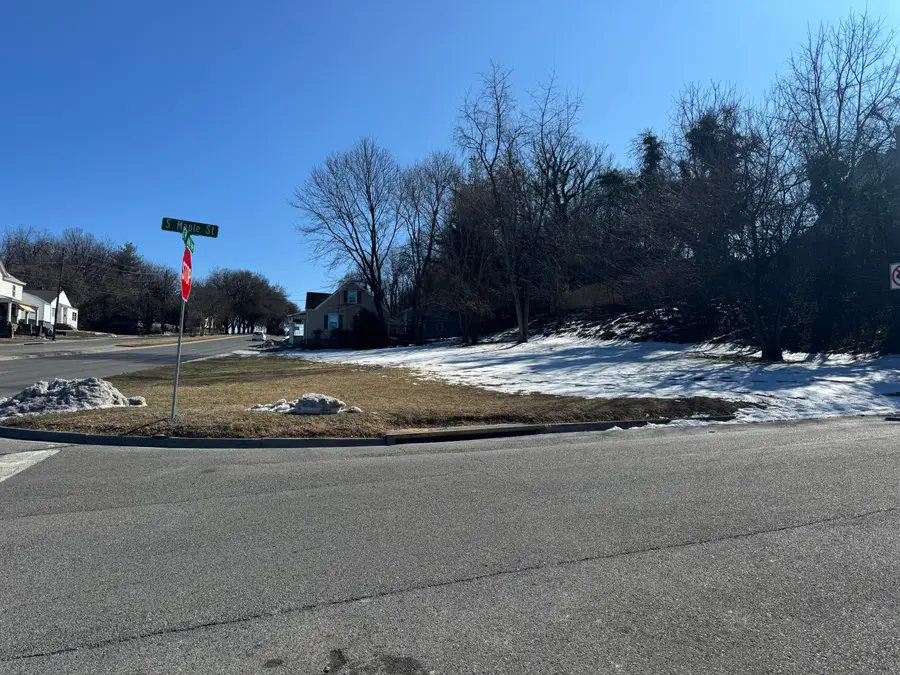 0 S Maple St, Vinton, VA 24179 - #2