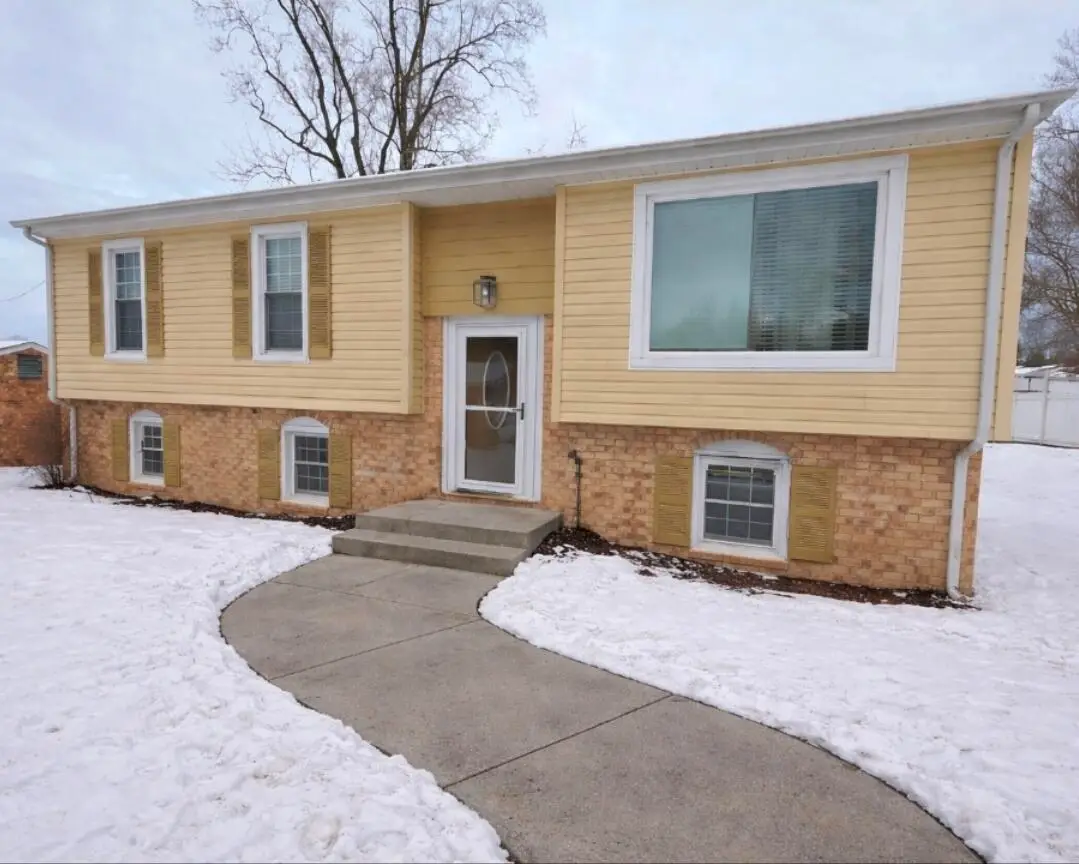 5572 Ambassador Dr, Roanoke, VA 24019 - #1