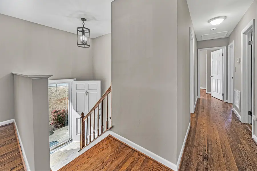 963 Page St, Salem, VA 24153 - #2