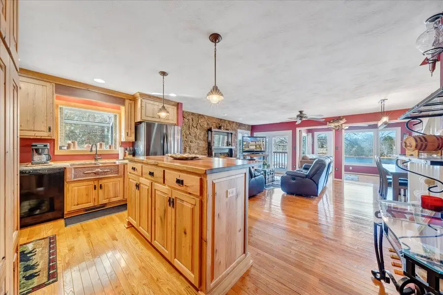 287 Waterside Dr, Moneta, VA 24121 - #3