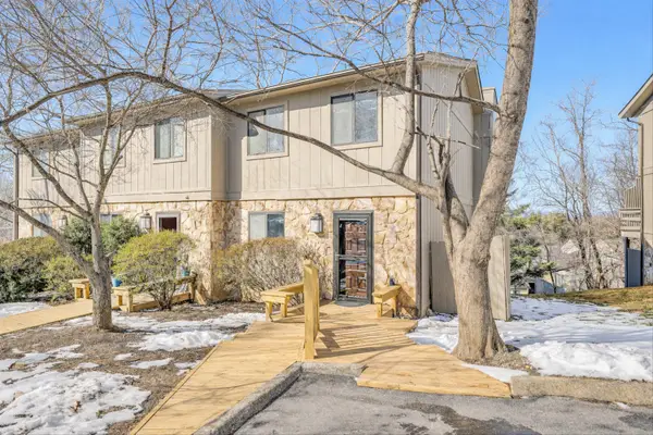 3387 Kelly Ln, Roanoke, VA 24018