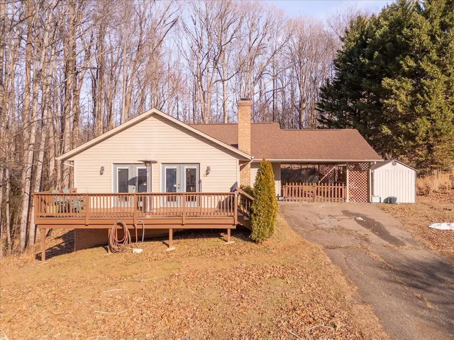 128 Huntington Rd, Ridgeway, VA 24148 - #2