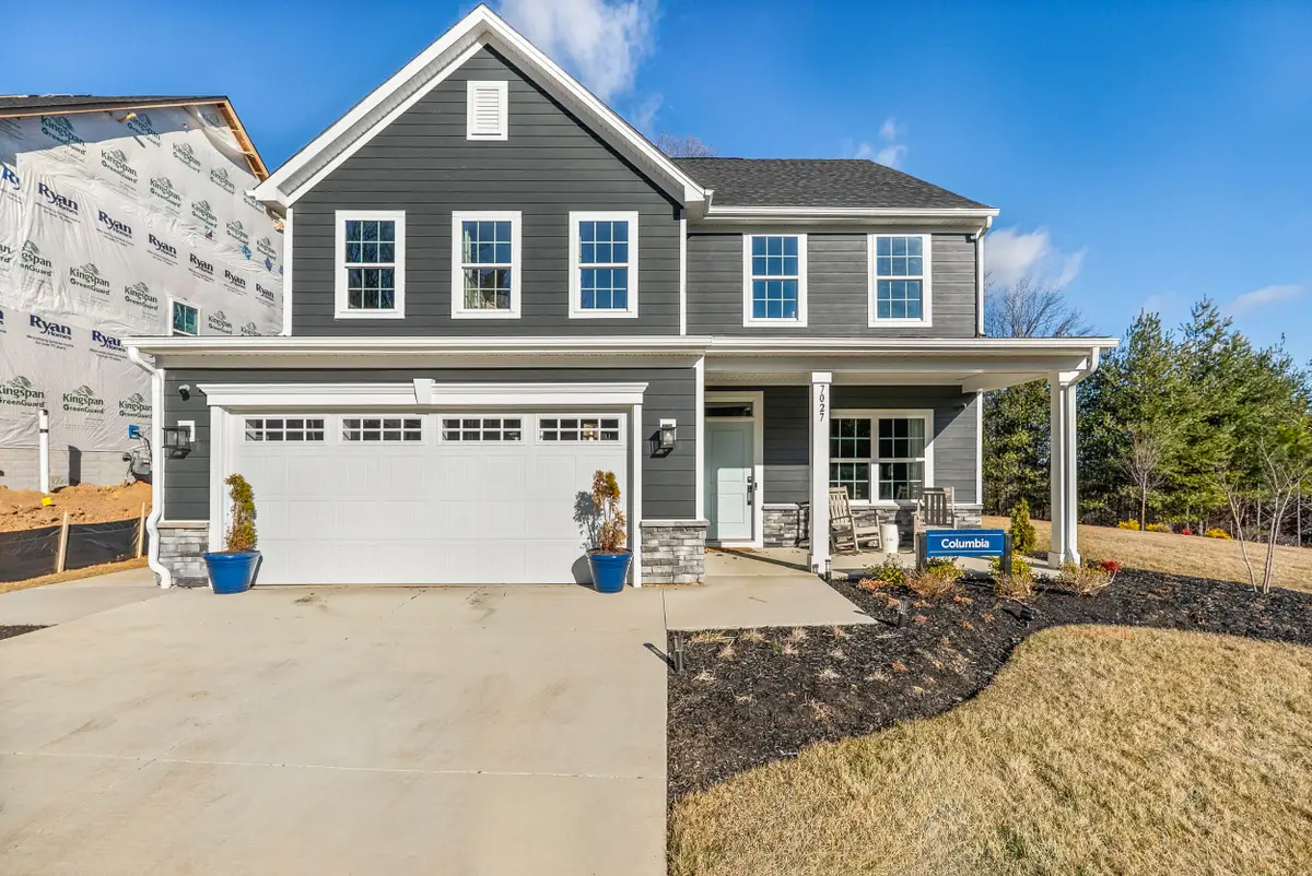 7215 Fairway Ridge Rd, Salem, VA 24153 - #1