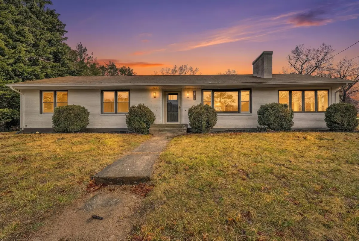 5401 Warwood Dr, Roanoke, VA 24018 - #1