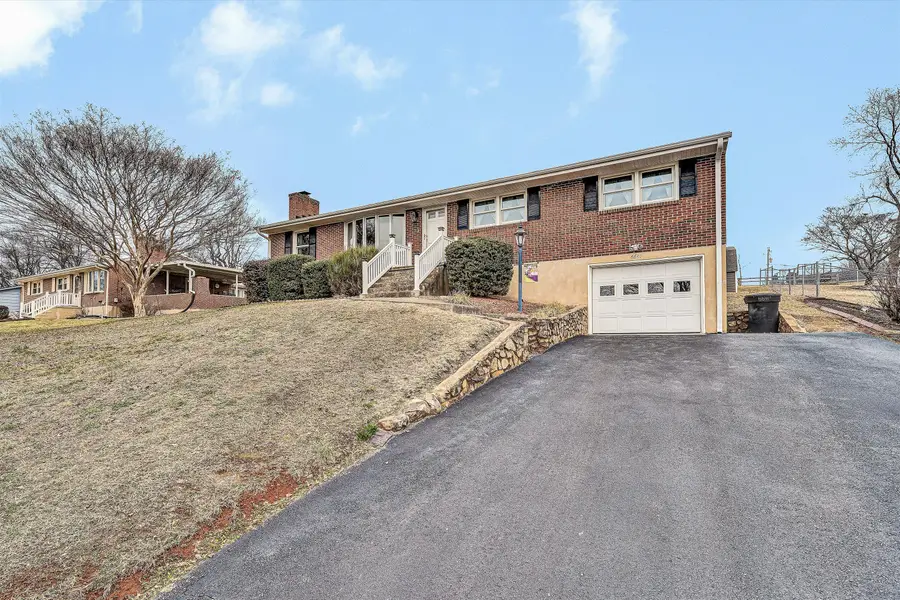 6641 Bryant Cir, Roanoke, VA 24019 - #2